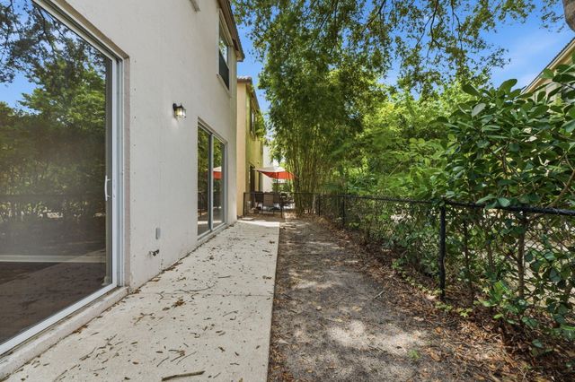 5205 Eagle Cay Manor, Coconut Creek, FL 33073
