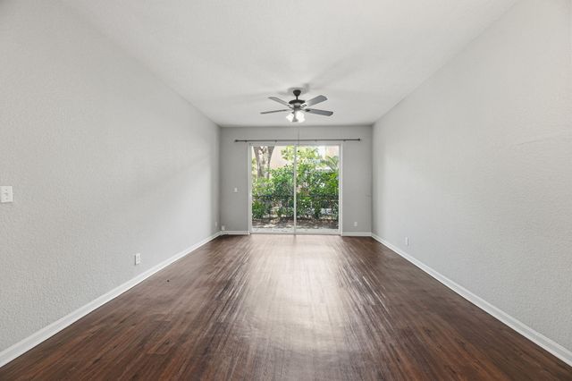 5205 Eagle Cay Manor, Coconut Creek, FL 33073