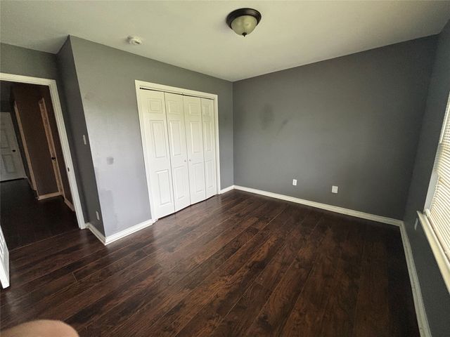 619 Allencrest Drive, White Settlement, TX 76108