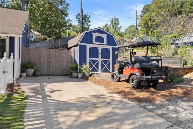 4304 Hillview Drive, Acworth, GA 30101