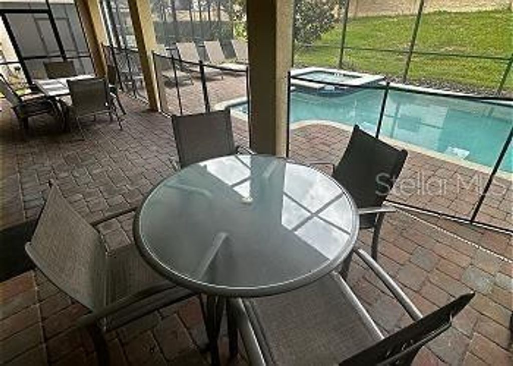 Image 2 of property listing at 1477 ROLLING FAIRWAY DRIVE, Davenport, FL 33896
