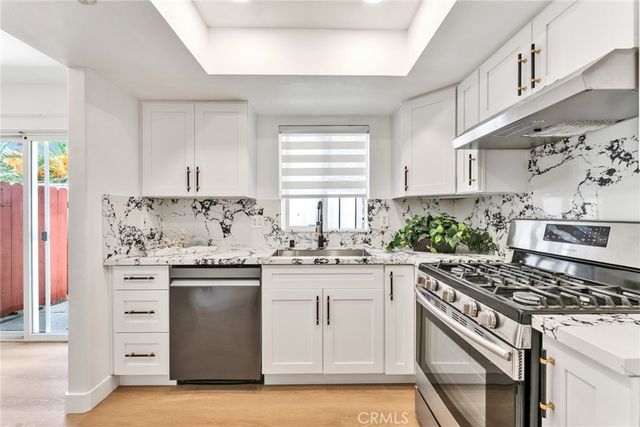 535 W D L, Ontario, CA 91762