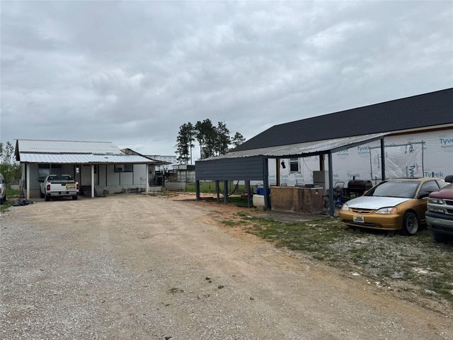 108 Road 5126, Cleveland, TX 77327