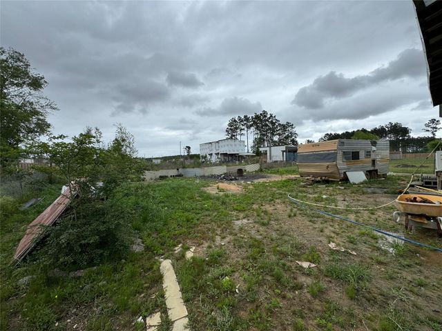 108 Road 5126, Cleveland, TX 77327