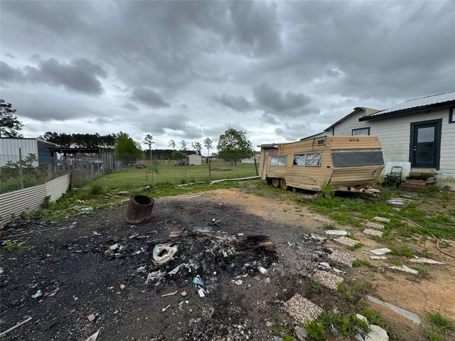 108 Road 5126, Cleveland, TX 77327