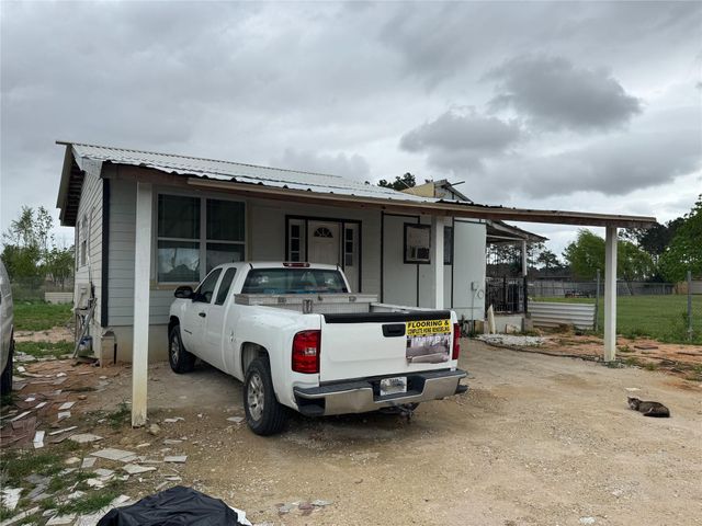 108 Road 5126, Cleveland, TX 77327