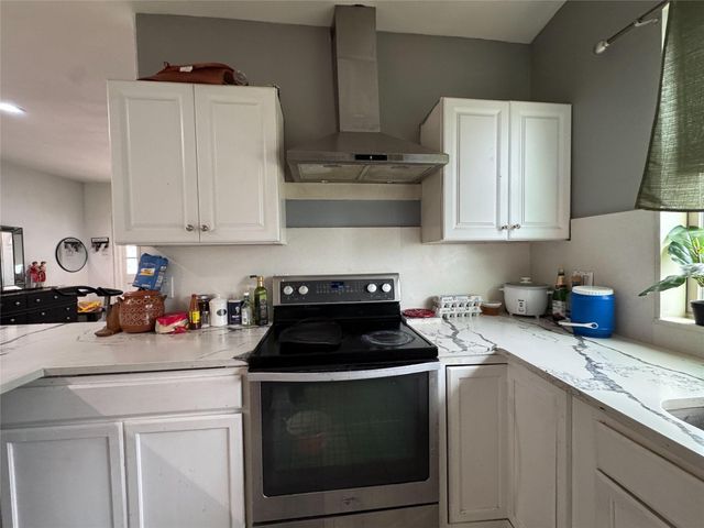 108 Road 5126, Cleveland, TX 77327