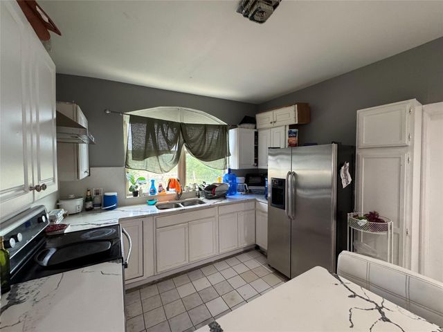 108 Road 5126, Cleveland, TX 77327