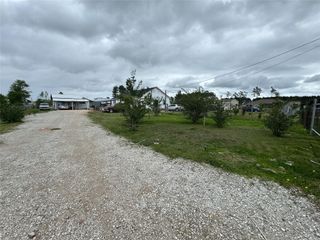 108 Road 5126, Cleveland, TX 77327