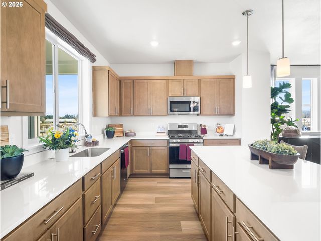 16660 Sw Gypsum Ter, King City, OR 97140