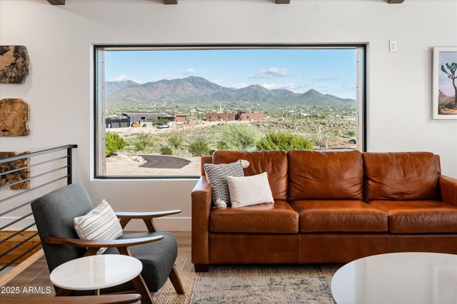 5201 E ROCKAWAY HILLS Drive, Cave Creek, AZ 85331