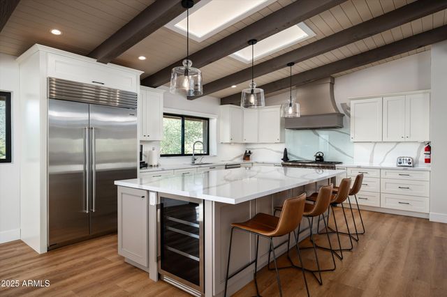 5201 E ROCKAWAY HILLS Drive, Cave Creek, AZ 85331