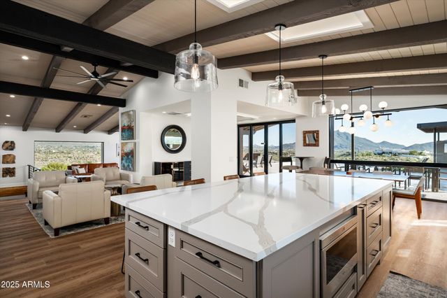 5201 E ROCKAWAY HILLS Drive, Cave Creek, AZ 85331