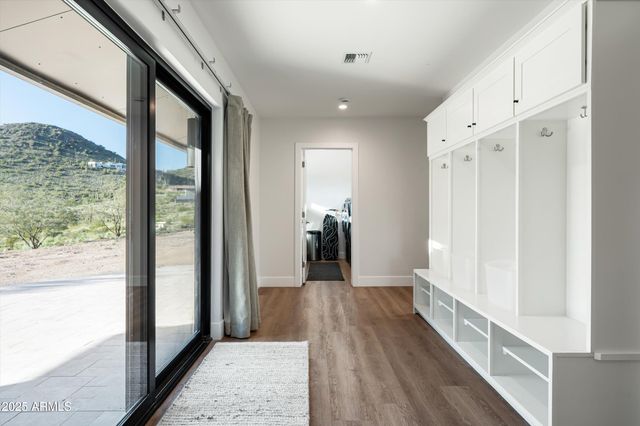 5201 E ROCKAWAY HILLS Drive, Cave Creek, AZ 85331