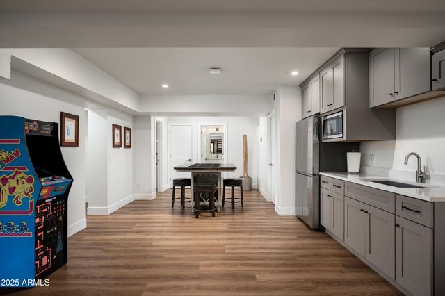 5201 E ROCKAWAY HILLS Drive, Cave Creek, AZ 85331