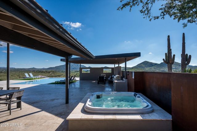 5201 E ROCKAWAY HILLS Drive, Cave Creek, AZ 85331