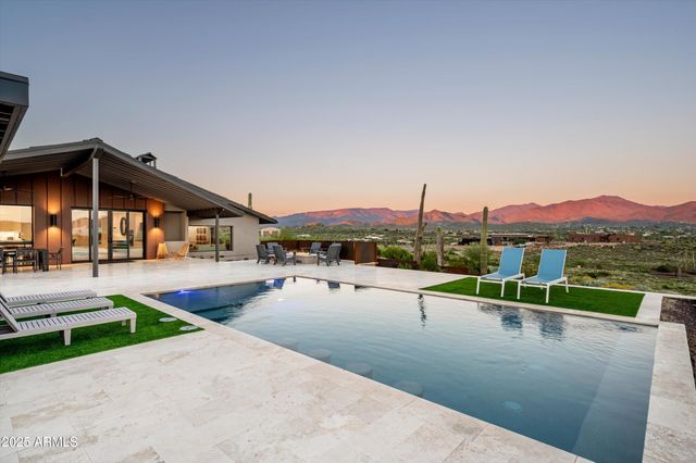 5201 E ROCKAWAY HILLS Drive, Cave Creek, AZ 85331