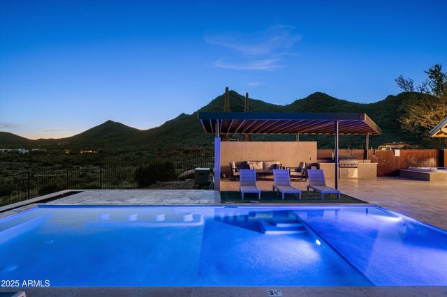 5201 E ROCKAWAY HILLS Drive, Cave Creek, AZ 85331