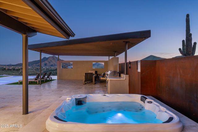 5201 E ROCKAWAY HILLS Drive, Cave Creek, AZ 85331