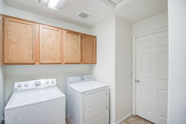 2586 W BARTLETT Way, San Tan Valley, AZ 85144