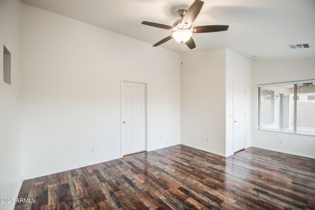 2586 W BARTLETT Way, San Tan Valley, AZ 85144