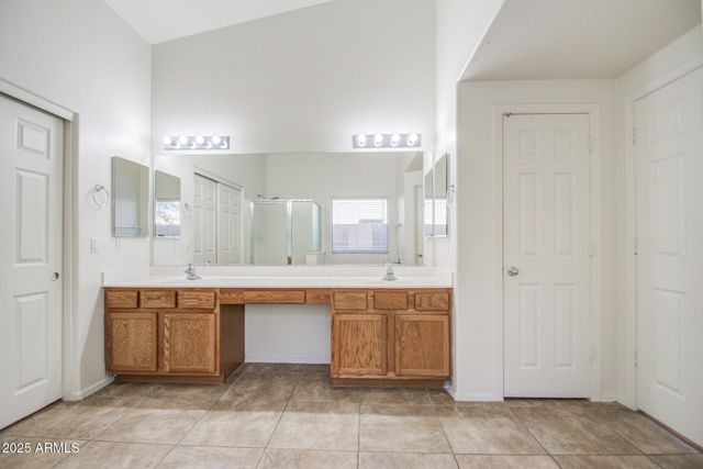 2586 W BARTLETT Way, San Tan Valley, AZ 85144