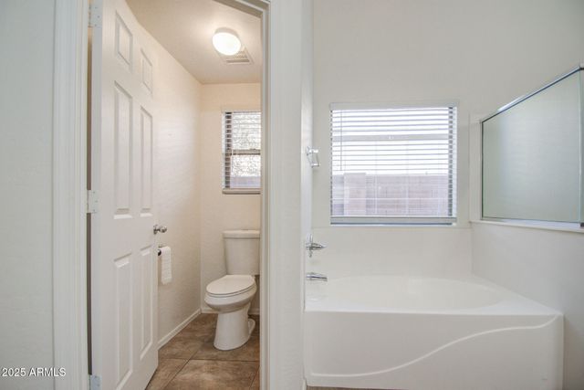 2586 W BARTLETT Way, San Tan Valley, AZ 85144