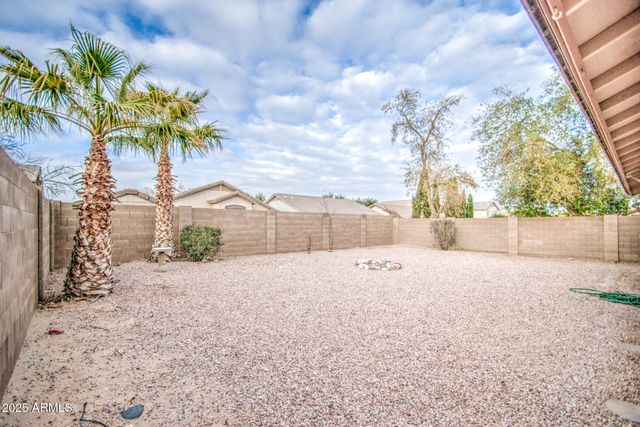 2586 W BARTLETT Way, San Tan Valley, AZ 85144