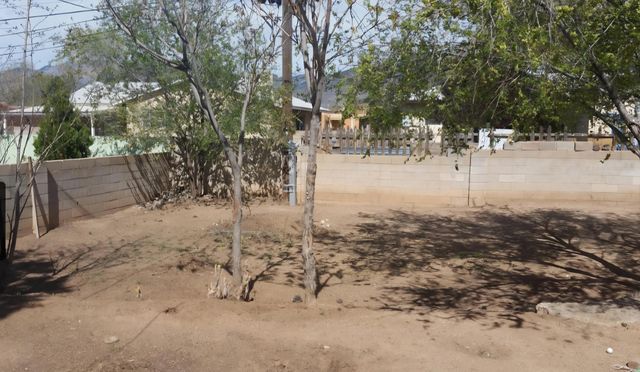 336 Conchas Street NE, Albuquerque, NM 87123