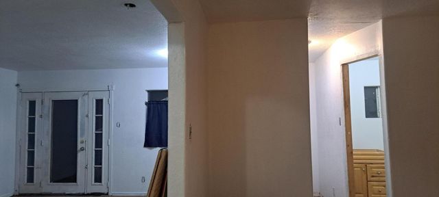 336 Conchas Street NE, Albuquerque, NM 87123