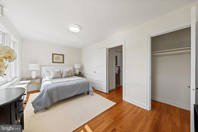 1713 SURREY LN NW, Washington, DC 20007