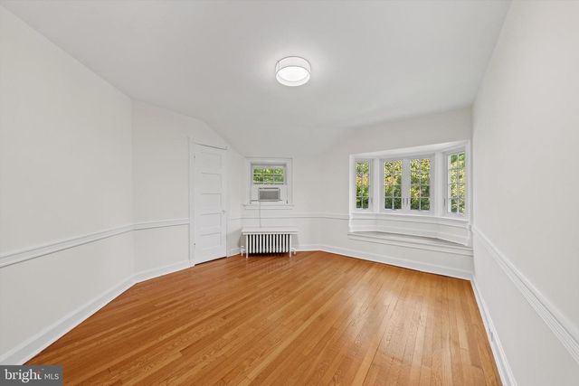 1713 SURREY LN NW, Washington, DC 20007