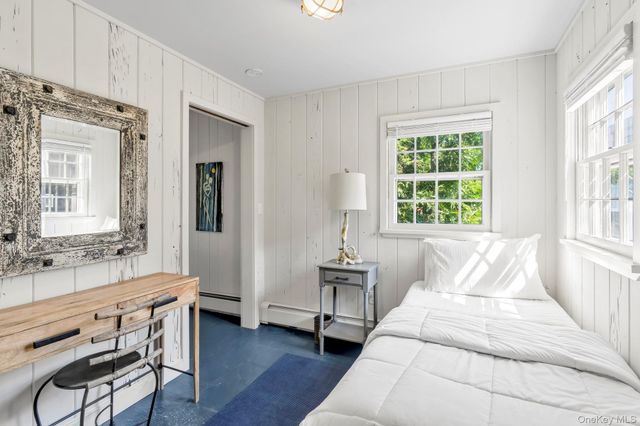 21 Breeze Hill Road, East Hampton, NY 11937
