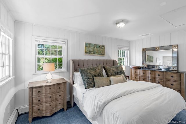 21 Breeze Hill Road, East Hampton, NY 11937
