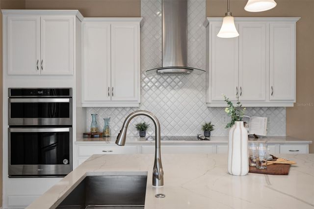 10339 MACDUFF DRIVE, Orlando, FL 32832