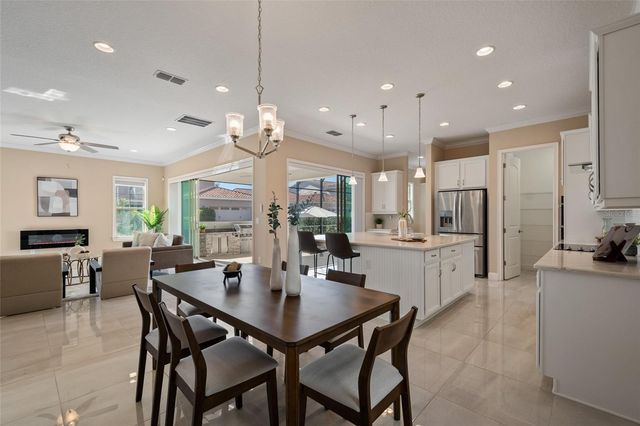 10339 MACDUFF DRIVE, Orlando, FL 32832