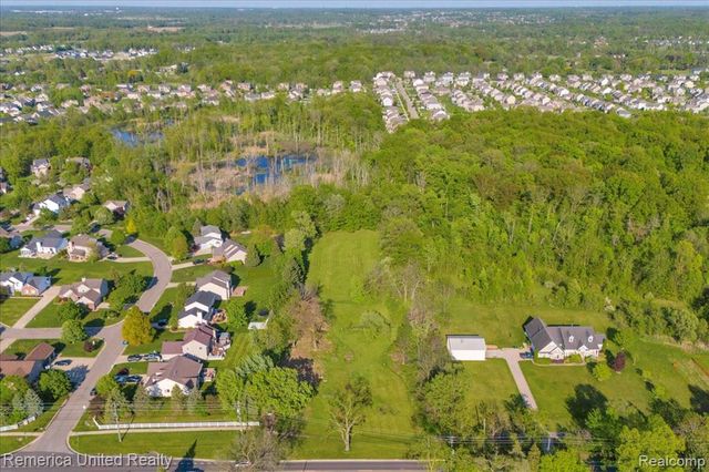 25100 Martindale Road, South Lyon, MI 48178