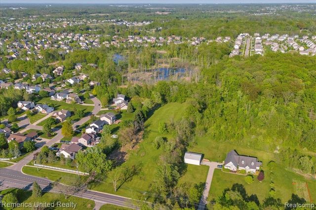 25100 Martindale Road, South Lyon, MI 48178