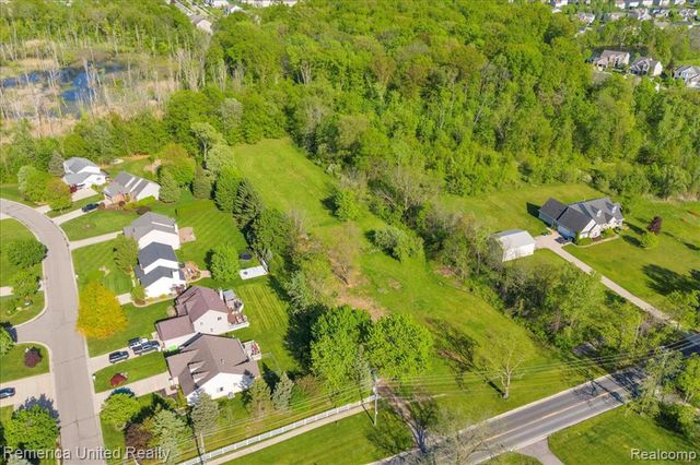 25100 Martindale Road, South Lyon, MI 48178
