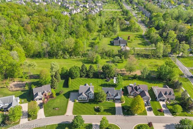 25100 Martindale Road, South Lyon, MI 48178