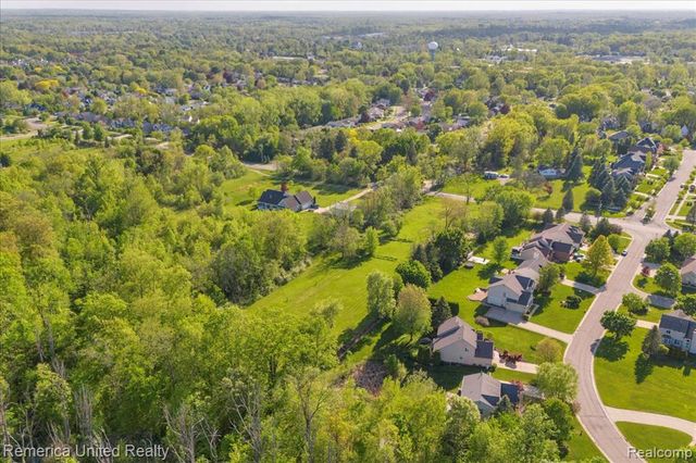 25100 Martindale Road, South Lyon, MI 48178