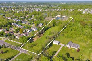 25100 Martindale Road, South Lyon, MI 48178