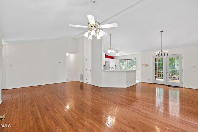 4612 Knightsbridge Way, Raleigh, NC 27604