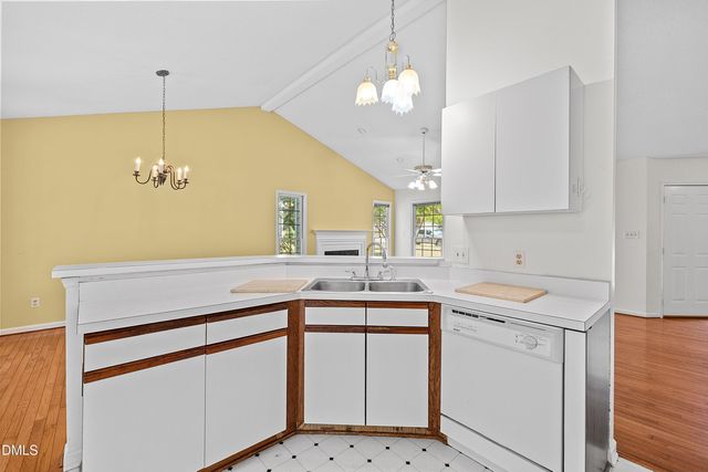 4612 Knightsbridge Way, Raleigh, NC 27604