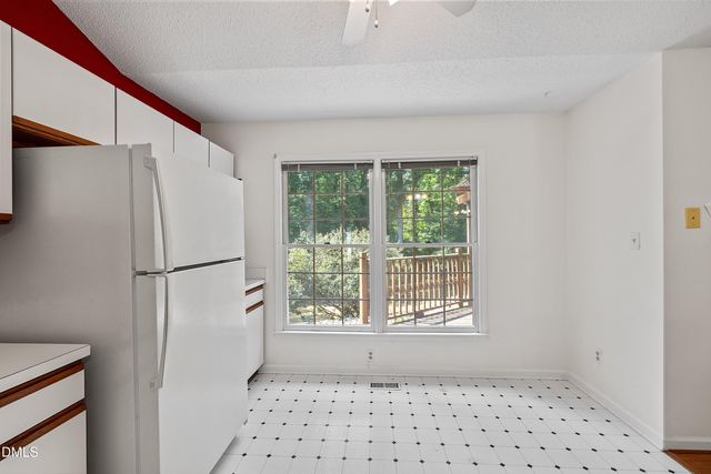 4612 Knightsbridge Way, Raleigh, NC 27604