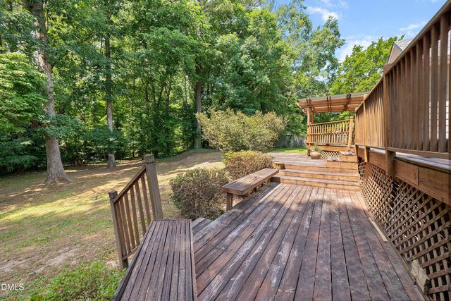 4612 Knightsbridge Way, Raleigh, NC 27604