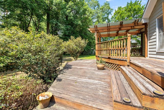 4612 Knightsbridge Way, Raleigh, NC 27604