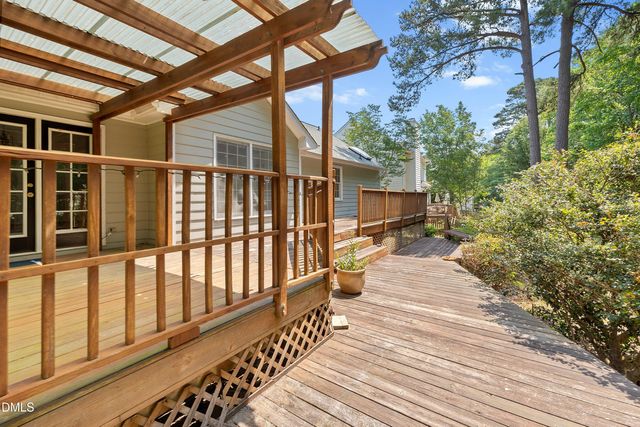 4612 Knightsbridge Way, Raleigh, NC 27604