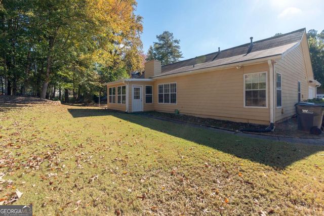 727 Eight Point Court, Suwanee, GA 30024