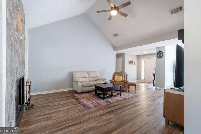 727 Eight Point Court, Suwanee, GA 30024